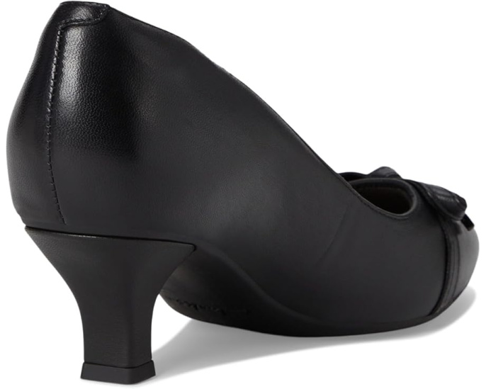 Туфли Clarks Kepley Holly с бантиком и котячьим каблуком