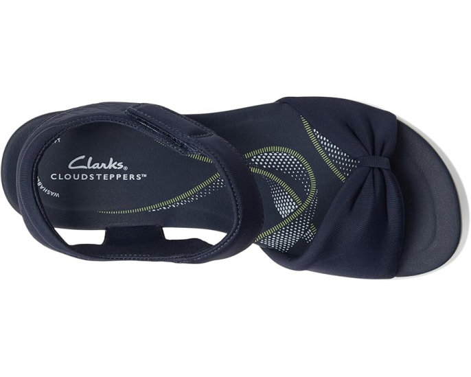 Сандалии Clarks Breeze Rae Sara из мягкого нубука на платформе