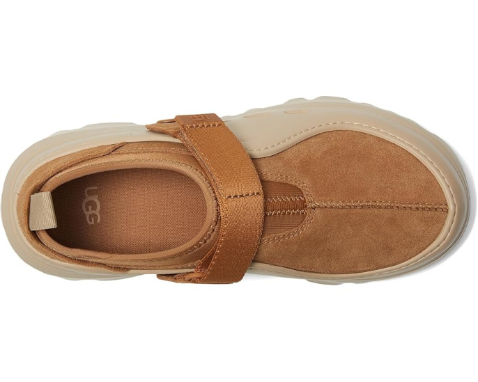 UGG Peakmod Lowcut с регулируемым ремешком и подошвой из сахарного тростника