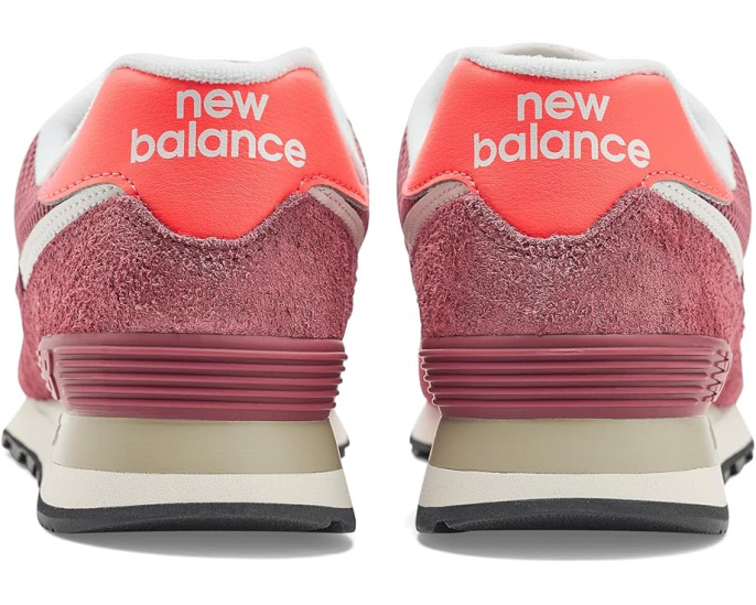 Кроссовки New Balance 574v2 с текстильным верхом и мягкой кожей