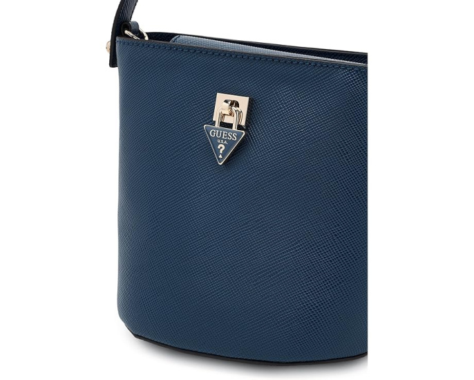 GUESS Бакет Patsie Top Handle с цепным ремнем
