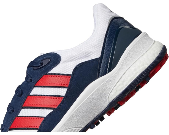 Бесшипные кроссовки для гольфа Adidas SW 5540 с промежуточной подошвой BOOST и водонепроницаемым верхом