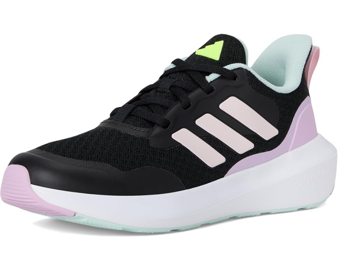 Кроссовки Adidas FortaRun 2.0 с амортизацией Cloudfoam и переработанными материалами