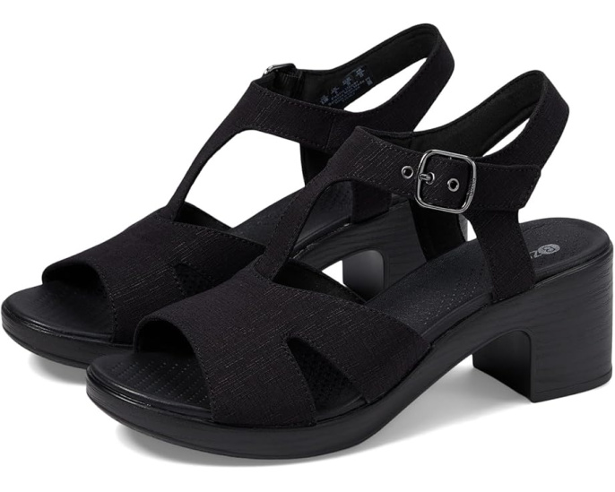 Босоножки Bzees Everly Strappy на блочном каблуке с технологией Cloud