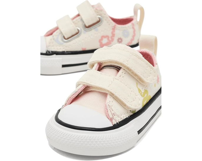 Кеды Converse Chuck Taylor All Star 2V для малышей
