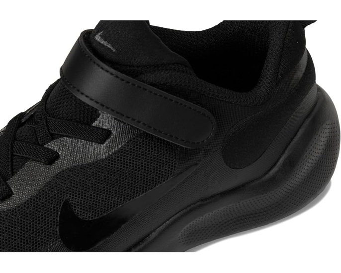 Кроссовки Nike Kids Revolution 7 с упругой пеной для детей и малышей