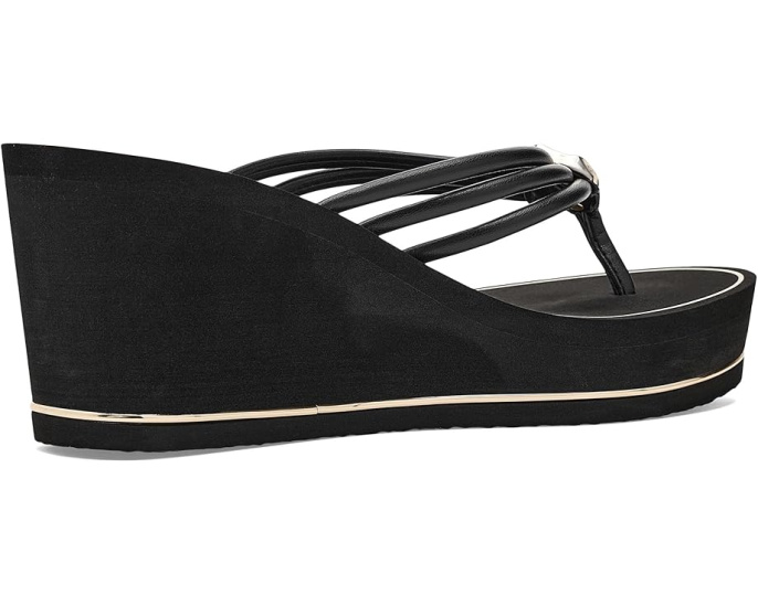 Босоножки GUESS Sabrie на платформе и танкетке
