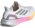 Беговые кроссовки Adidas Pureboost 5 с амортизацией BOOST и верхом из инженерной сетки