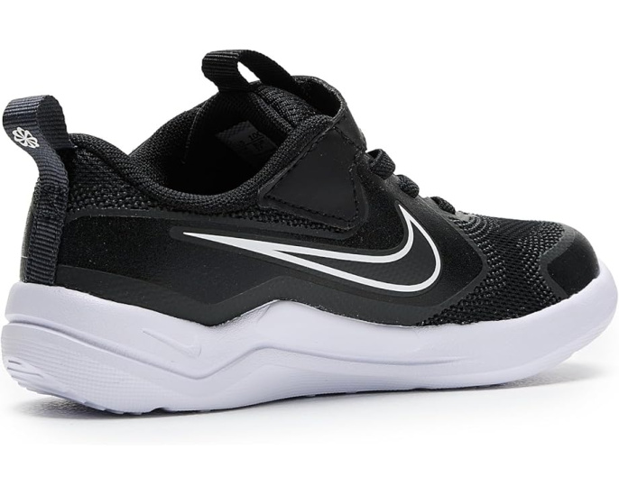Беговые кроссовки Nike Kids Cosmic Runner с упругой пеной для малышей