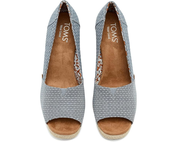 Босоножки TOMS Essential Wedge с открытым носком и плетеной отделкой