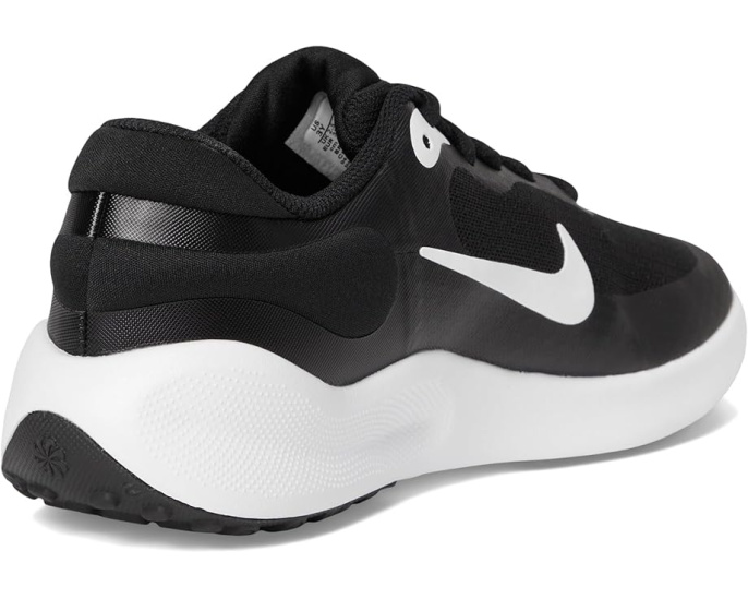 Кроссовки Revolution 7 Nike для детей
