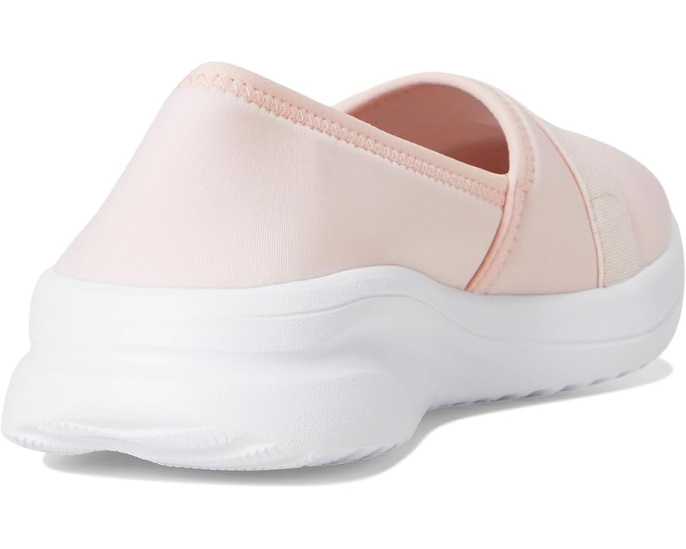 Кроссовки Adelina 2.0 от PUMA с технологией Softfoam+