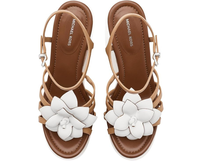 Босоножки MICHAEL Michael Kors Jacie Wedge на танкетке с цветком и ремешком