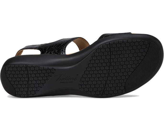 Сандалии Romi Croco от Trotters с рельефом под крокодила и клиновидным каблуком