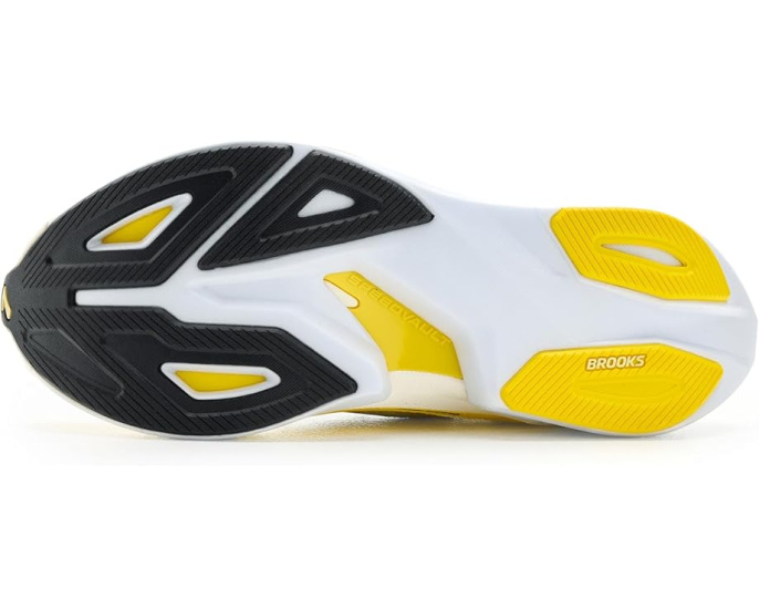 Кроссовки Brooks Hyperion Max 3 с технологией SpeedVault для скоростных тренировок