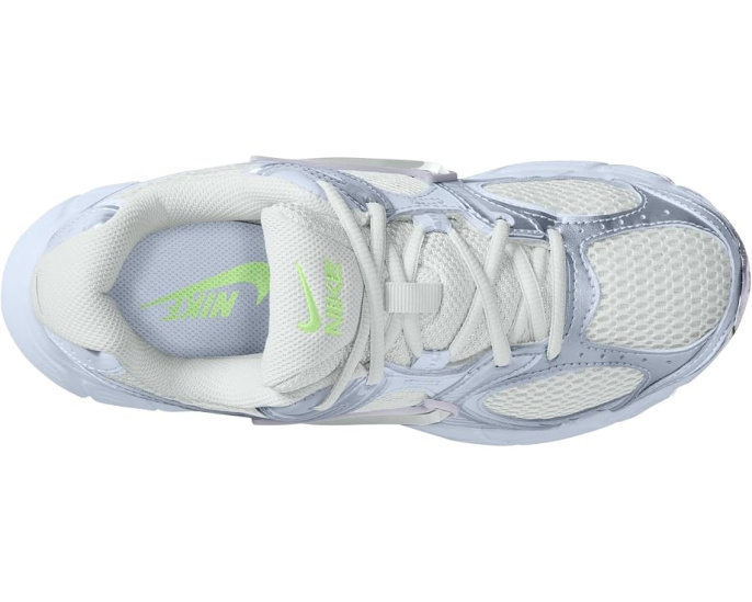 Кроссовки Nike V5 RNR с объемной пеной и ретро дизайном в стиле Y2K