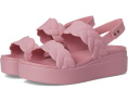 Сандалии Crocs Brooklyn с низким клином и плетеным верхом
