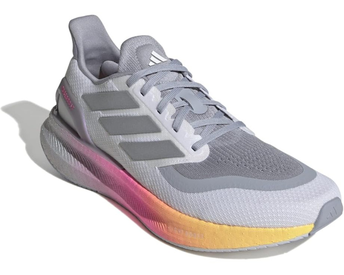 Беговые кроссовки Adidas Pureboost 5 с амортизацией BOOST и подошвой Adiwear