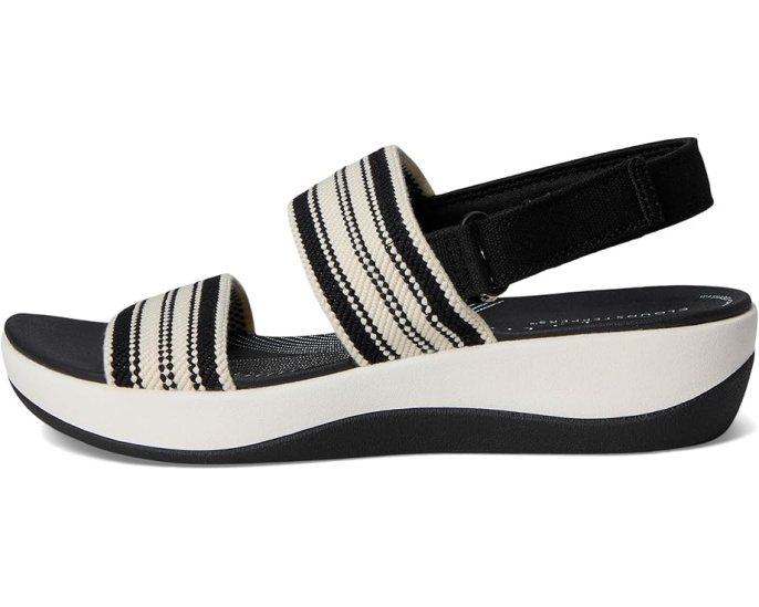 Плоские сандалии Clarks Arla Stroll с технологией Cushion Plus