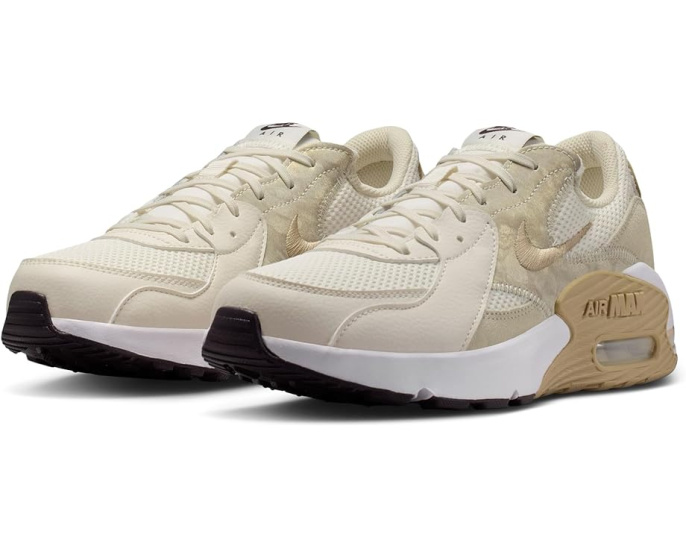 Кроссовки Nike Air Max Excee SE с сетчатым верхом