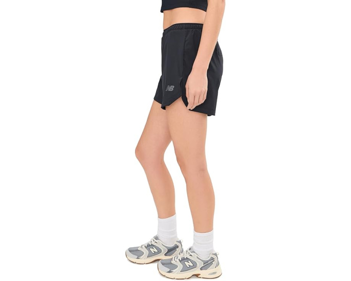 Беговые шорты New Balance 5" Run Essentials с внутренним швом 5 дюймов