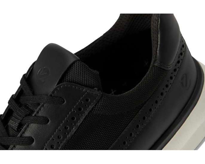 Кроссовки ECCO Biom 2.2 Brogue в стиле броги с технологией FLUIDFORM