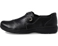 Обувь Clarks Carleigh Pearl из нубука для легкого надевания с круглым носком