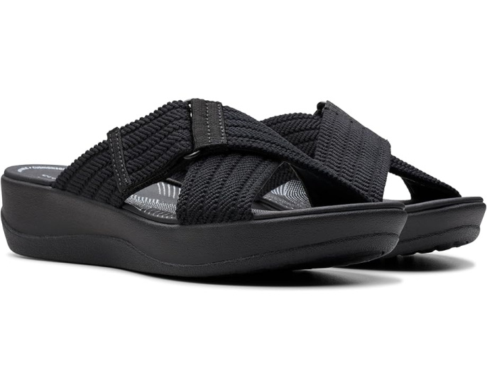 Сандалии Clarks Arla Wave на платформе с пеной Cushion Soft