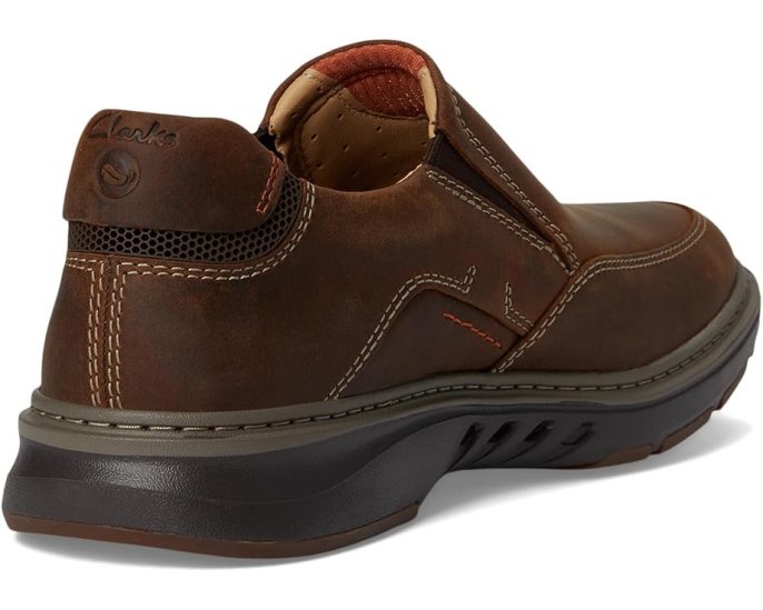 Clarks Un Briley Step с вентилируемой подошвой EVA и эластичной посадкой