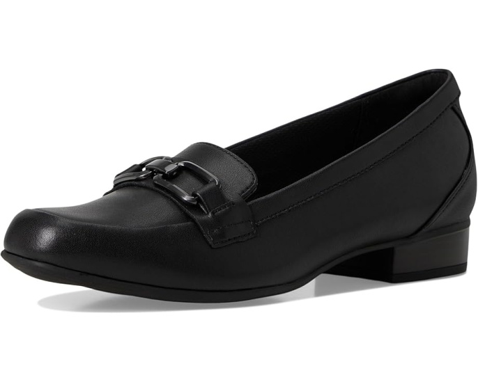 Лоферы Juliet Echo от Clarks из кожи с декором horsebit и каблуком