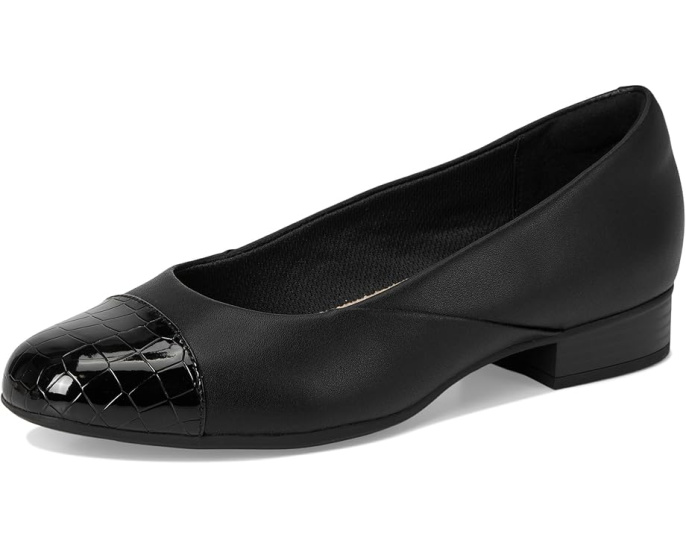 Слипоны Clarks Juliet Rise с декоративным мыском и устойчивым каблуком
