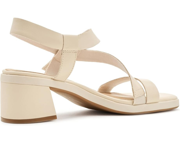 Сандалии Jaylan Sol Clarks на квадратном каблуке с ремешками и стелькой Ultimate Comfort