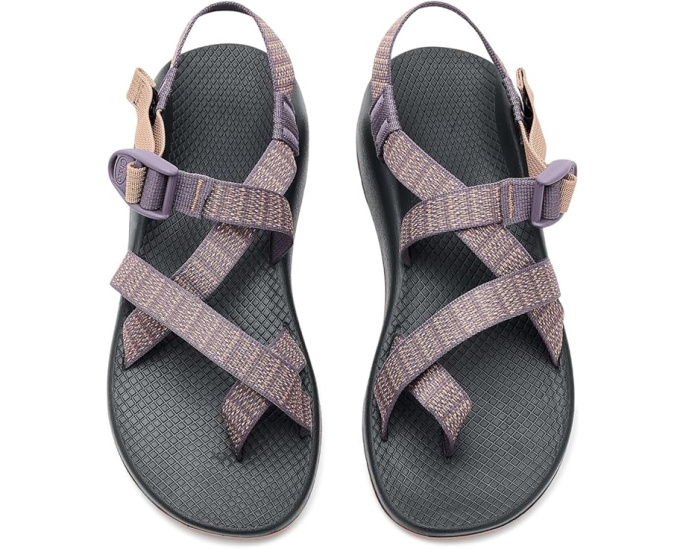 Сандалии Chaco Z2 Classic с регулируемыми ремешками и стелькой LUVSEAT
