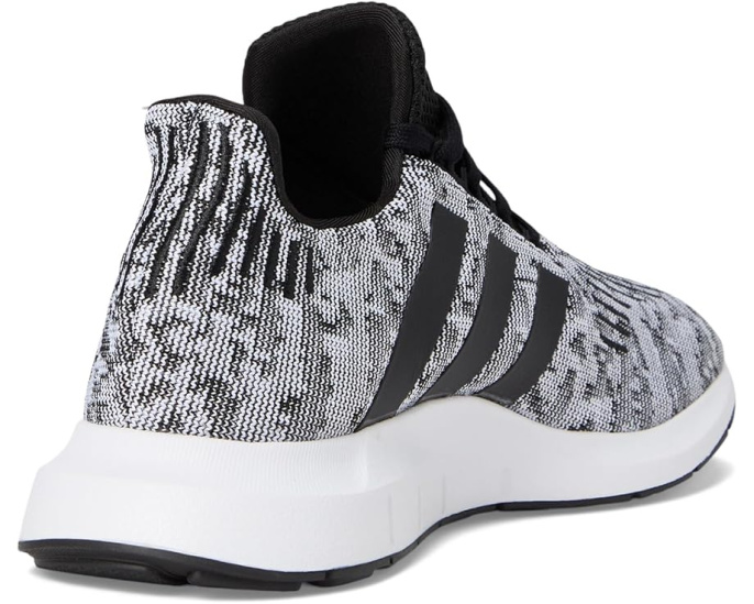 Кроссовки Adidas Swift Run 1.0 с трикотажным верхом