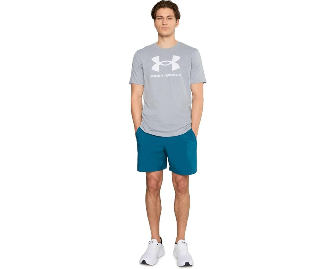 Under Armour Launch Run 7" Shorts с сетчатыми вставками