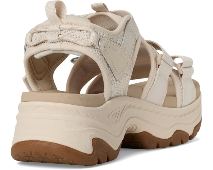 Сандалии Hurricane Ampsole Gaila от Teva на платформе с веревочным декором