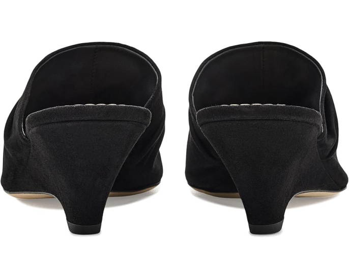 Cinq à Sept Sonia Curved Wedge Mules замшевые мюли на изогнутом каблуке