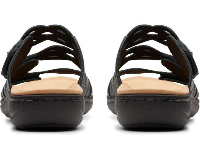 Плоские сандалии Clarks Laurieann Ruby с тремя широкими ремешками