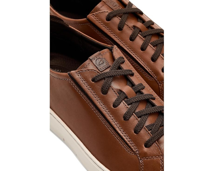 Кроссовки Clarks Flexwell Lace с эластичными вставками и подошвой из ЭВА