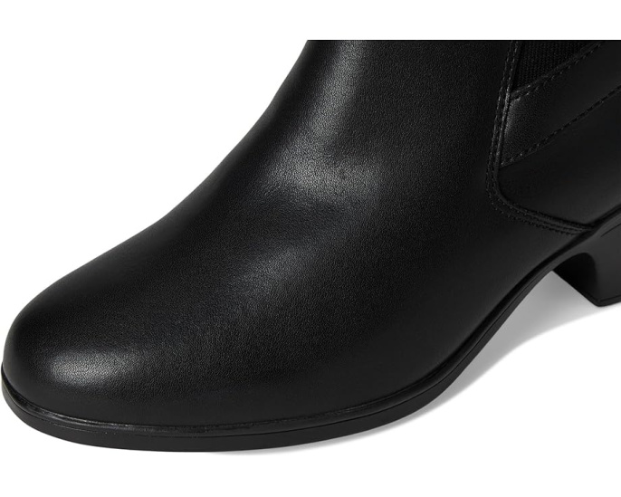 Ботинки Clarks Emily 2 Lux с круглым носком и устойчивым каблуком