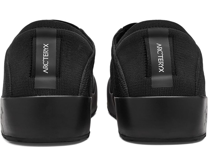 Треккинговые ботинки Arc'teryx Kragg с мембраной GORE-TEX и подошвой Vibram