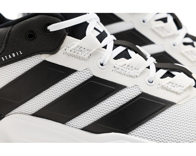 Кроссовки для зала adidas Courtstabil с резиновым верхом для стабильности