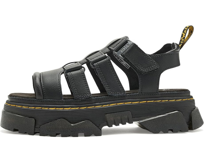 Ботинки Dr. Martens Mattison 3S с тремя регулируемыми ремнями на платформе 5 см