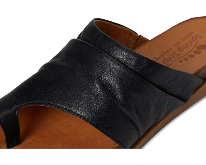 Сандалии Bates с собранным кожаным верхом и кольцом для пальца Spring Step