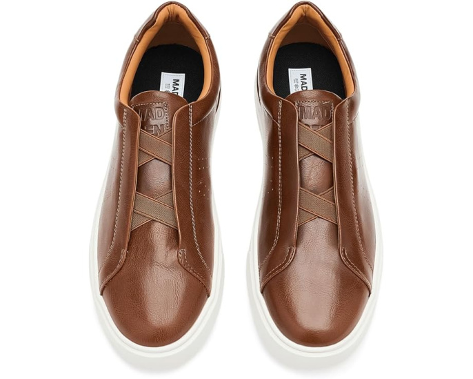 Кроссовки Steve Madden Lacer на мягкой стельке с круглым носком