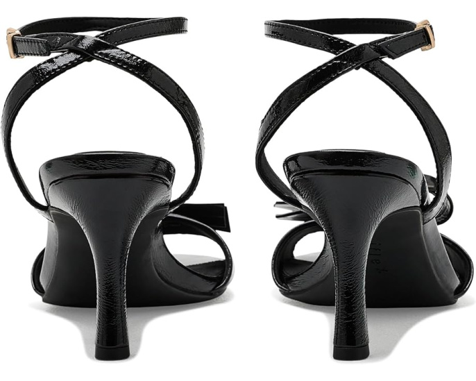 Босоножки Anne Klein Jeanne на каблуке с ремешком