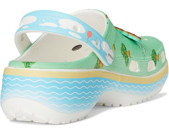 Клоги Crocs Animal Crossing на платформе с дизайном из игры
