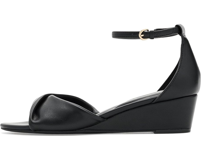 Сандалии Anne Klein Whitby с квадратным носком на танкетке