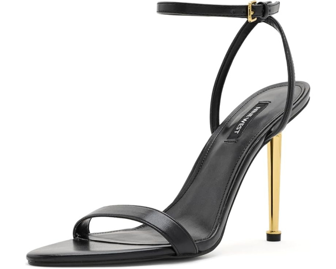 Босоножки Reina 3 Nine West на каблуке с ремешком