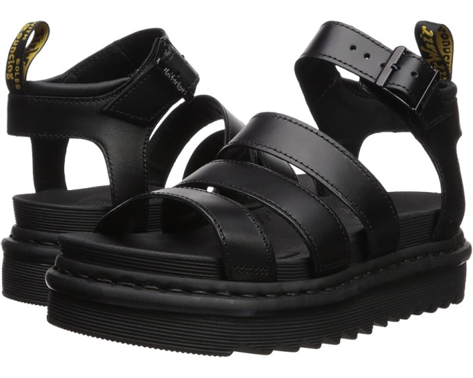 Сандалии Dr. Martens Blaire с гладкой кожей и платформой